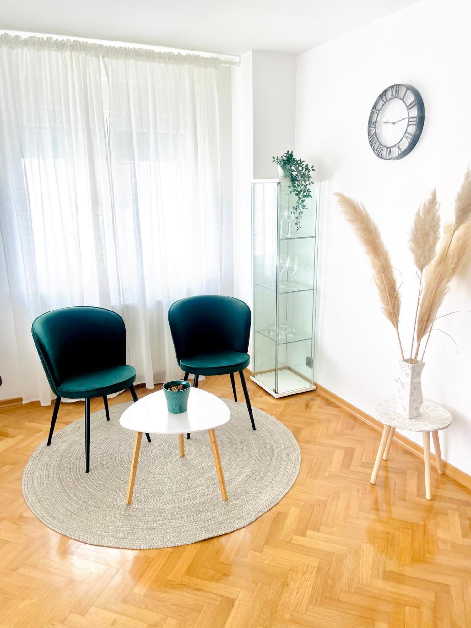Apartman Bago Deluxe Near Zagreb Airport Velika Gorica Dış mekan fotoğraf