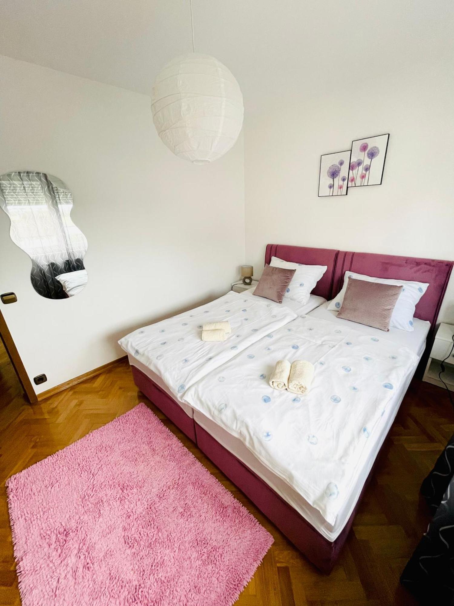 Apartman Bago Deluxe Near Zagreb Airport Velika Gorica Dış mekan fotoğraf