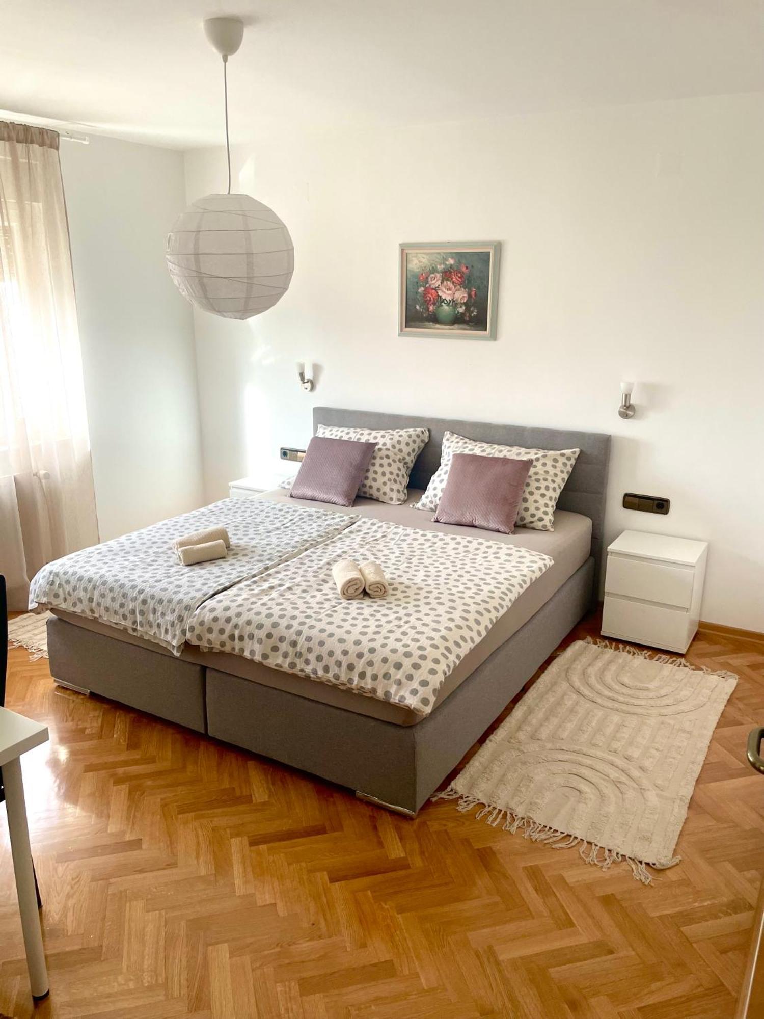 Apartman Bago Deluxe Near Zagreb Airport Velika Gorica Dış mekan fotoğraf
