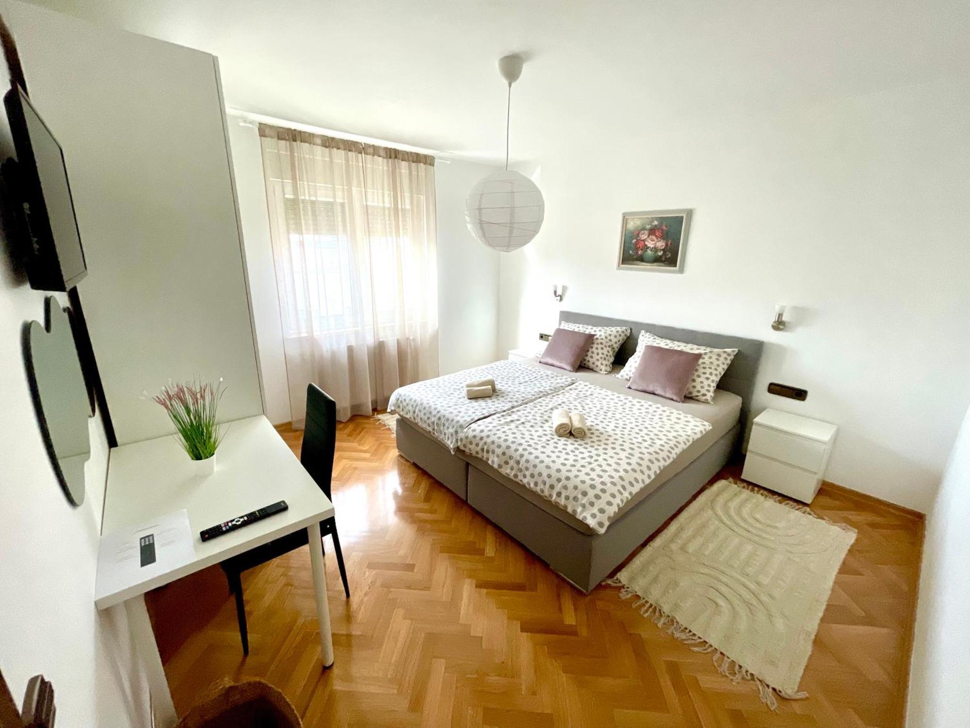 Apartman Bago Deluxe Near Zagreb Airport Velika Gorica Dış mekan fotoğraf